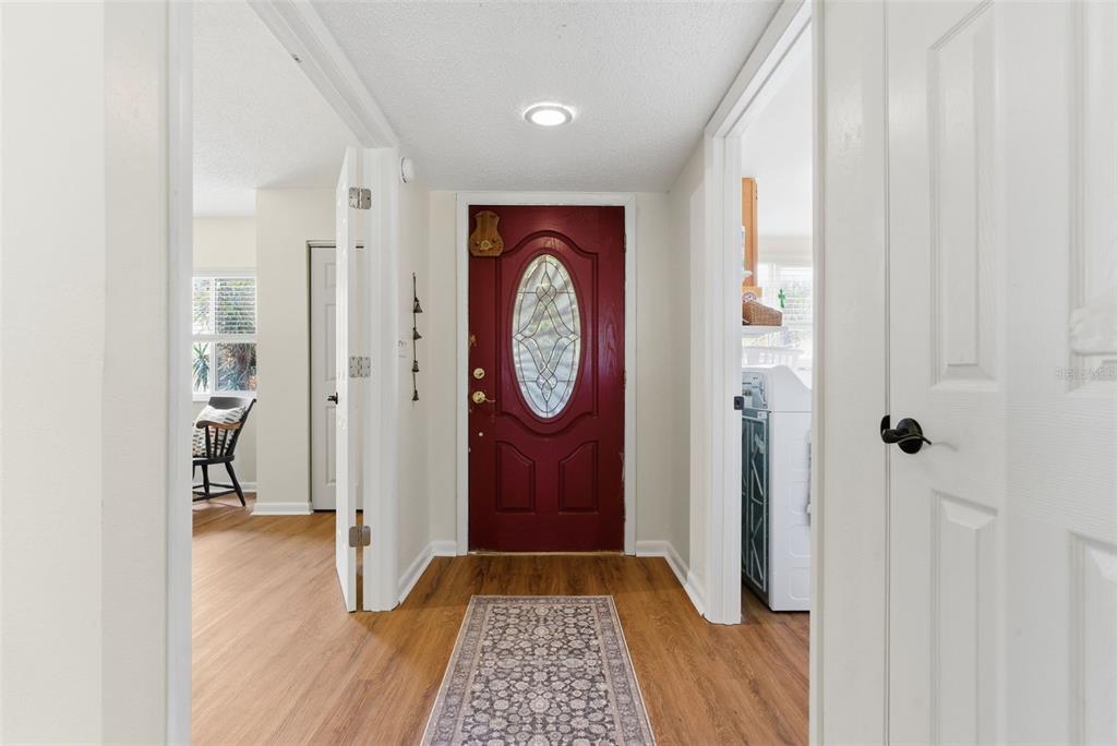 6715 Cape Sable Way Northeast, Unit 5 St. Petersburg, FL 33702 - Photo 4 of 27