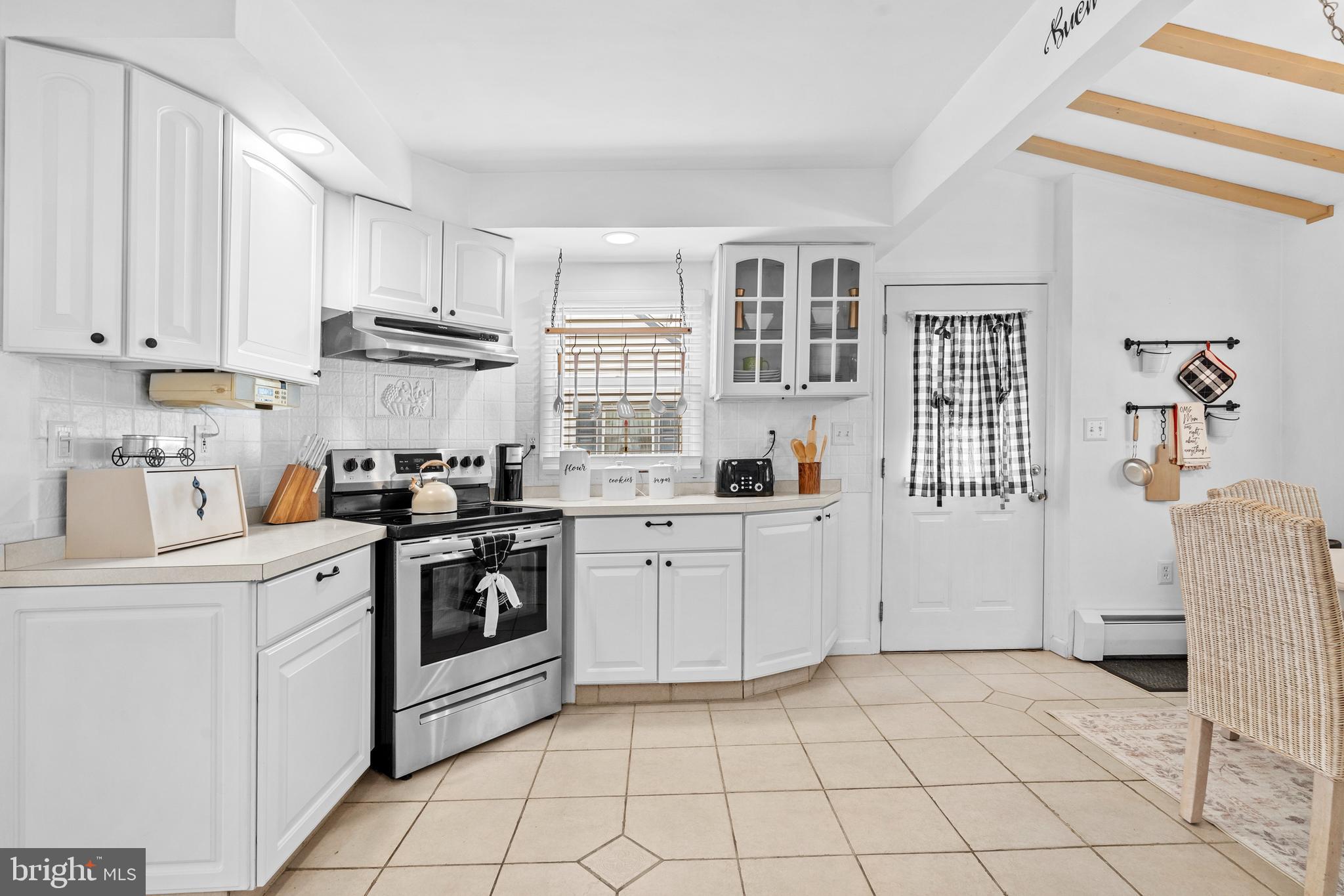 11003 Stevens Road Philadelphia, PA 19116 - Photo 13 of 42 Gallery Image 13