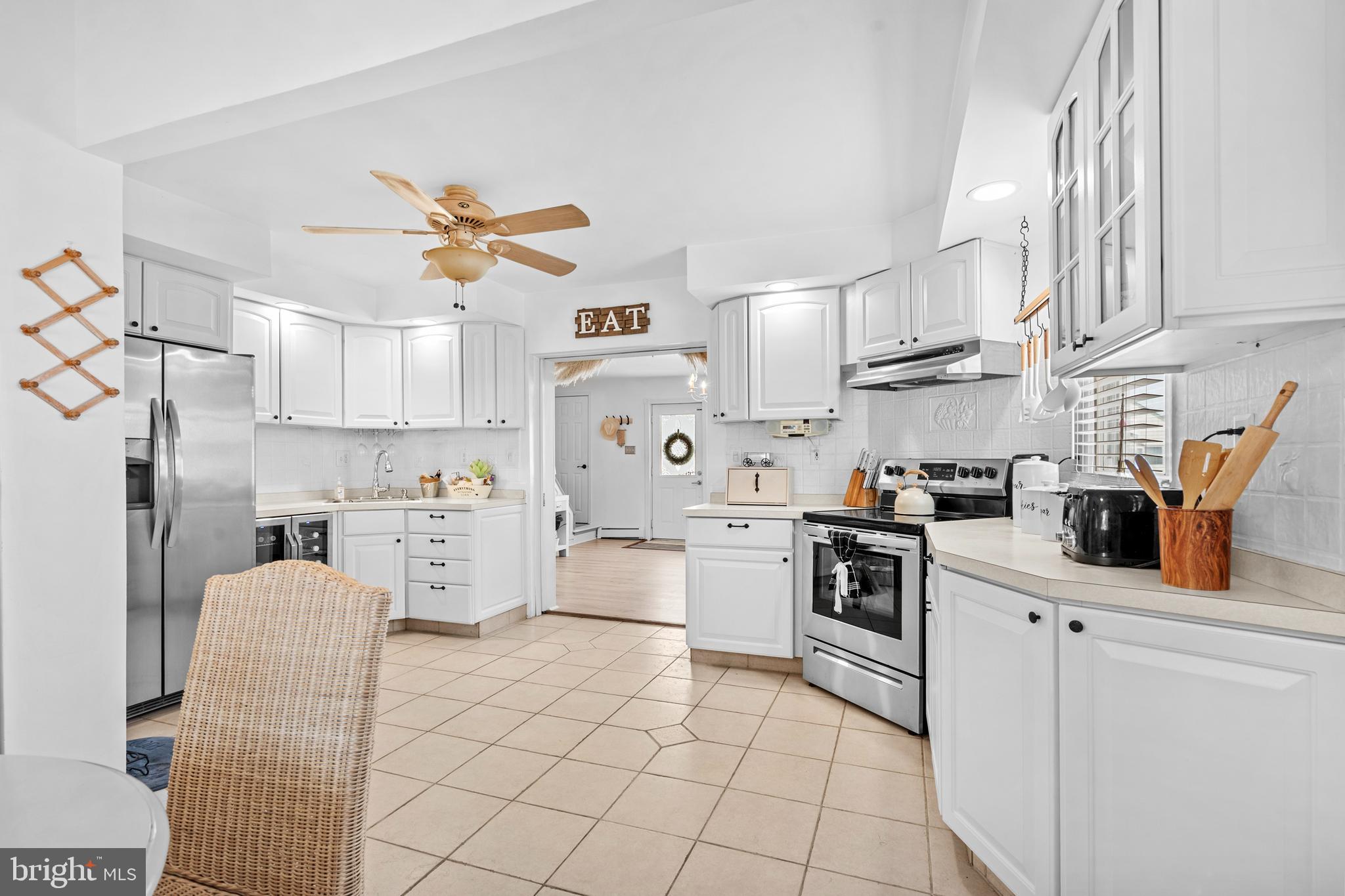 11003 Stevens Road Philadelphia, PA 19116 - Photo 16 of 42 Gallery Image 16