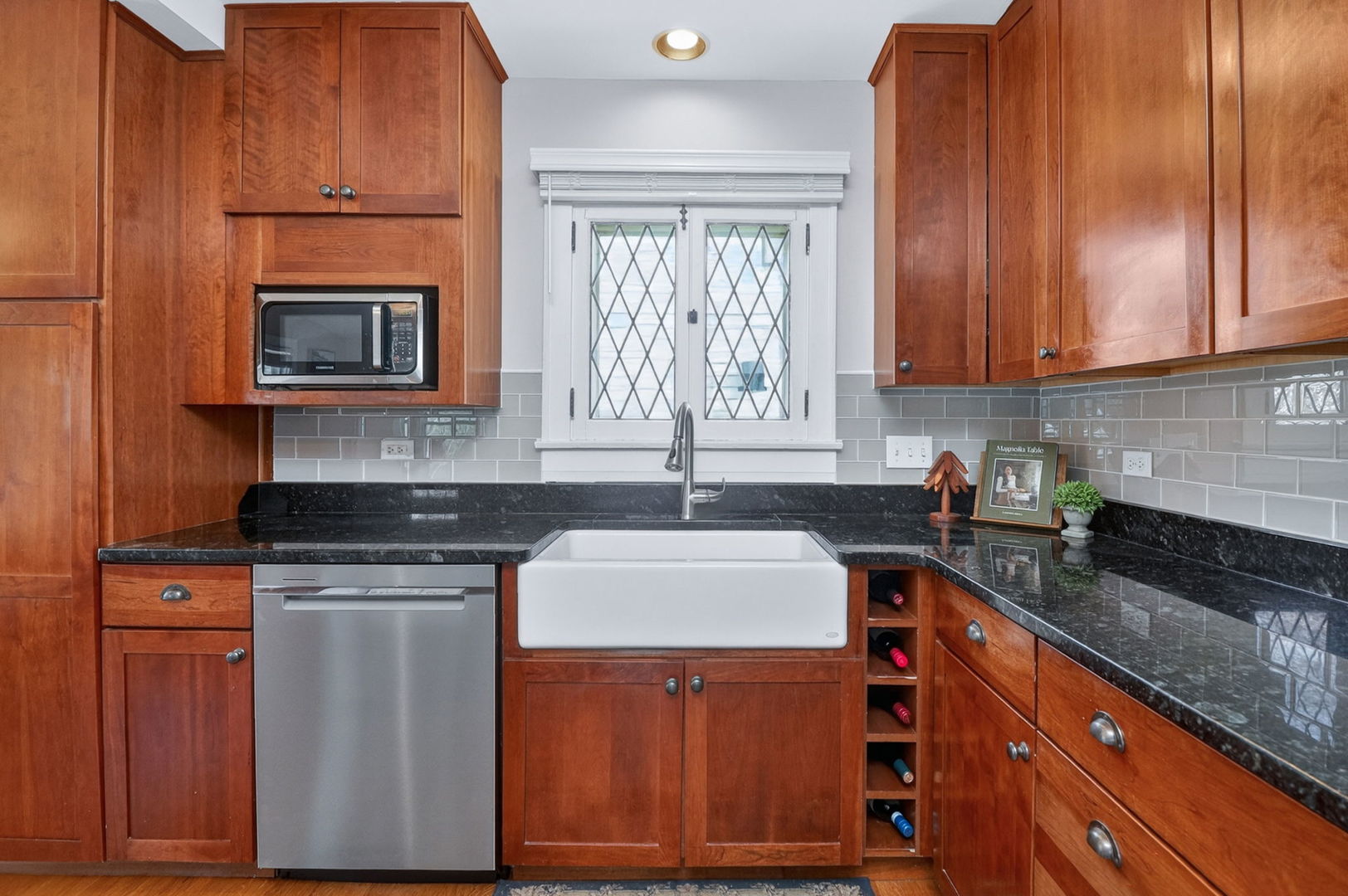 5433 Brookbank Road Downers Grove, IL 60515 - Photo 9 of 28