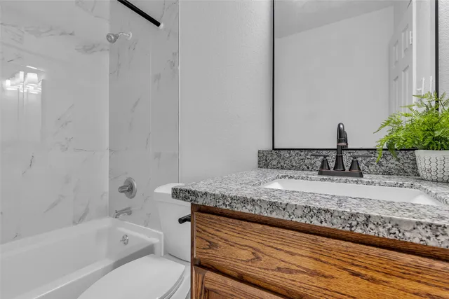 $1,750 | 839 Darbydale Crossing Lane, Houston, TX 77090