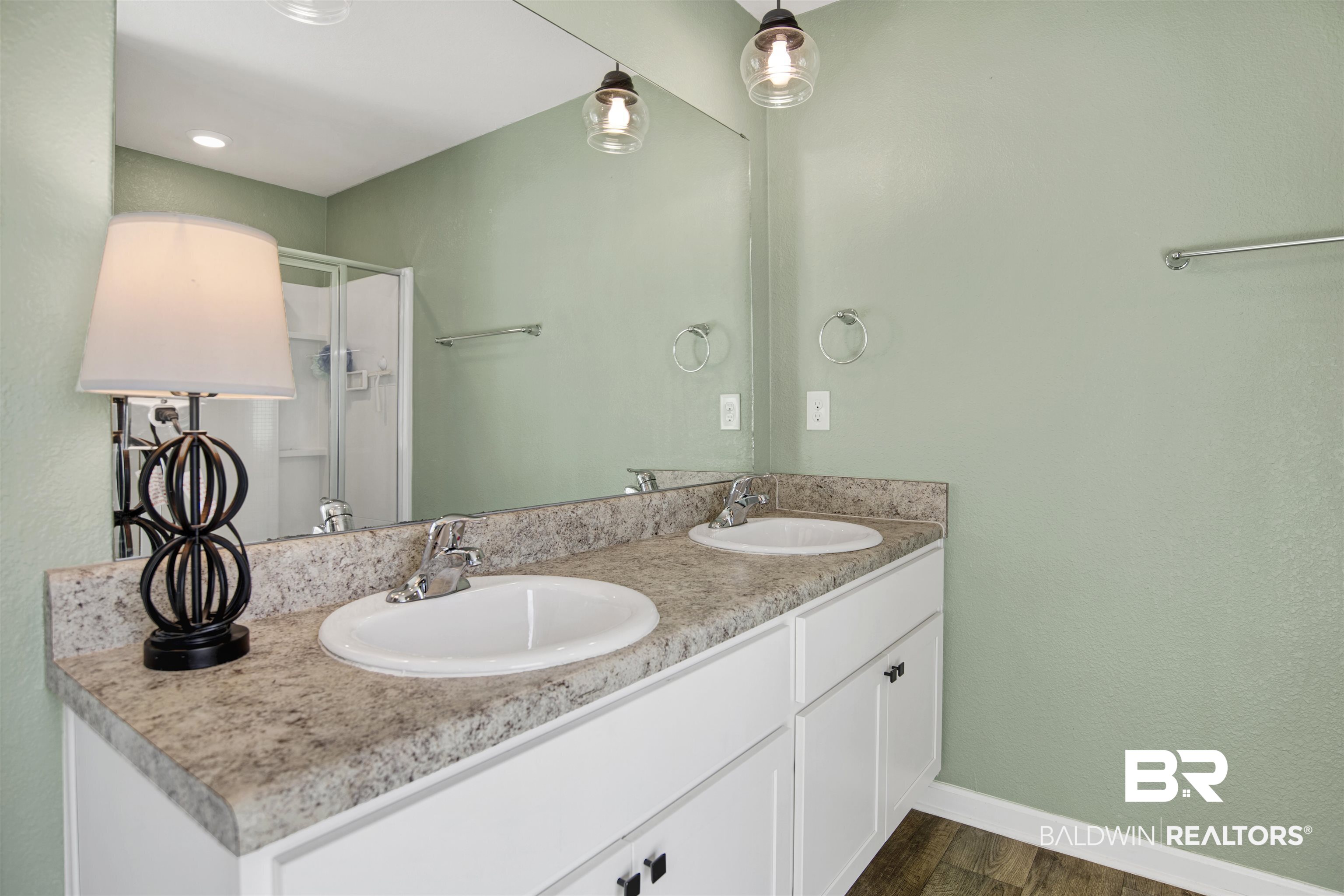 7447 Coppin Drive Foley, AL 36535 - Photo 19 of 30 Primary Bathroom