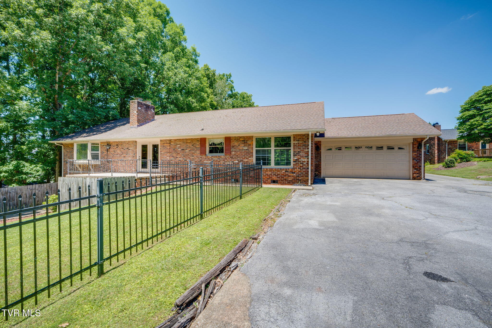 900 Jordan Road Elizabethton, TN 37643 - Photo 12 of 51 036