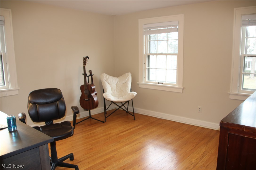 2920 Huntington Road Cleveland, OH 44120 - Photo 22 of 35 Second floor bedroom