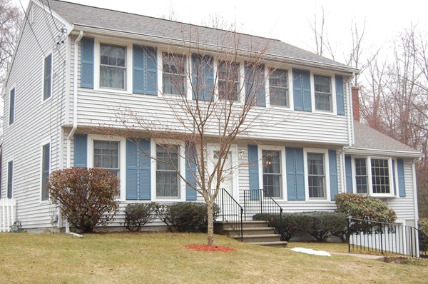 129 Pinecrest Road Holliston, MA 01746 - Photo 1 of 16 Gallery Image 1