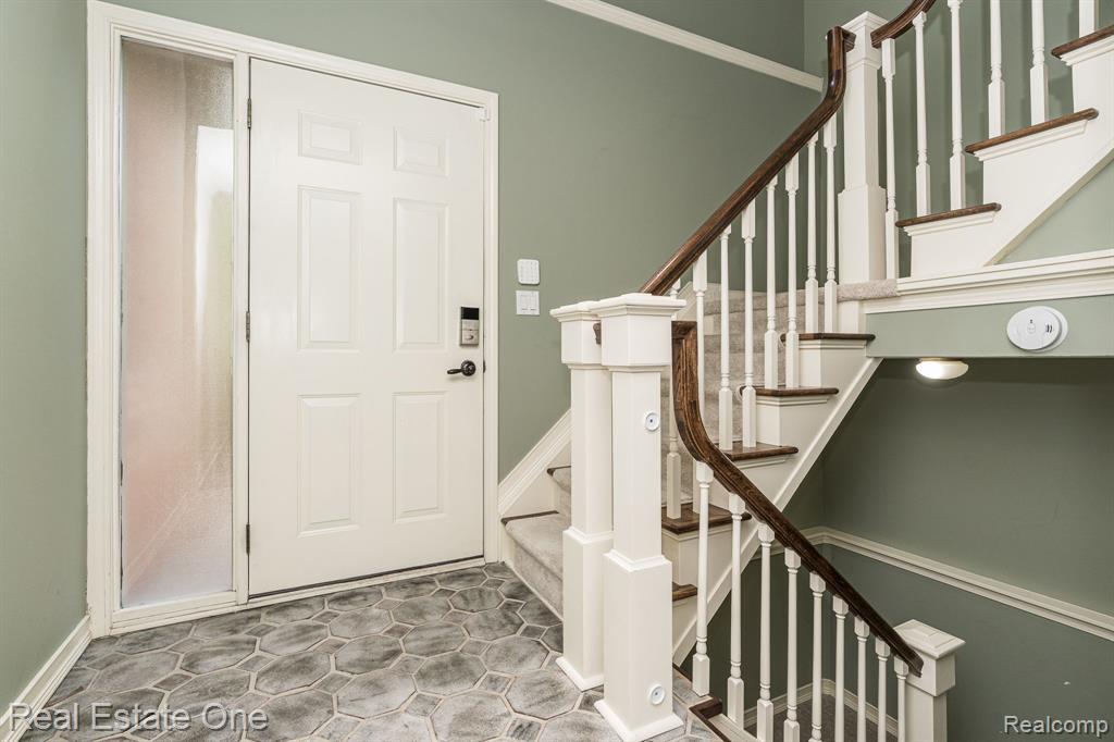 1846 Streamedge Court Rochester Hills, MI 48309 - Photo 10 of 25