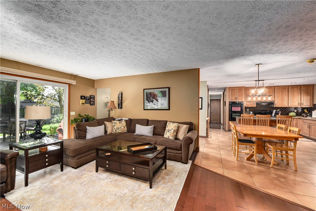10801 Meadowgrass Road Strongsville, OH 44149 - Photo 8 of 26 Gallery Image 8