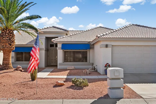 $450,000 | 23811 South Berrybrook Drive, Sun Lakes, AZ 85248