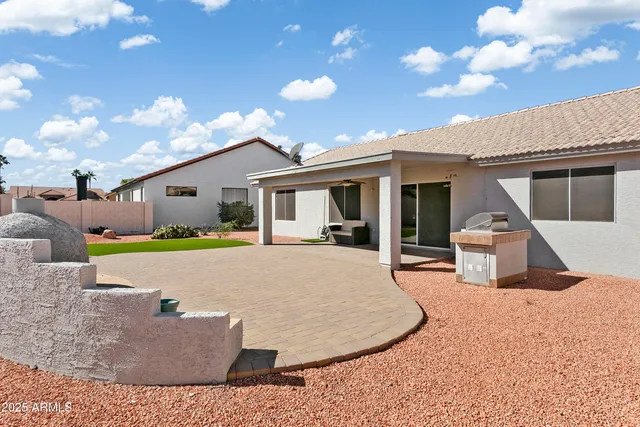 $450,000 | 23811 South Berrybrook Drive, Sun Lakes, AZ 85248