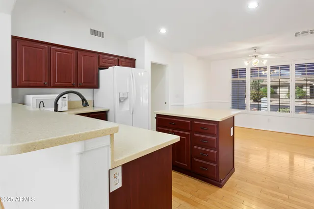 $450,000 | 23811 South Berrybrook Drive, Sun Lakes, AZ 85248