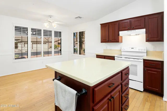 $450,000 | 23811 South Berrybrook Drive, Sun Lakes, AZ 85248