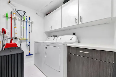 $2,495,000 | 7000 Island Boulevard, Unit 2609, Aventura, FL 33160