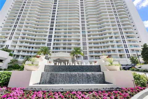 $2,495,000 | 7000 Island Boulevard, Unit 2609, Aventura, FL 33160