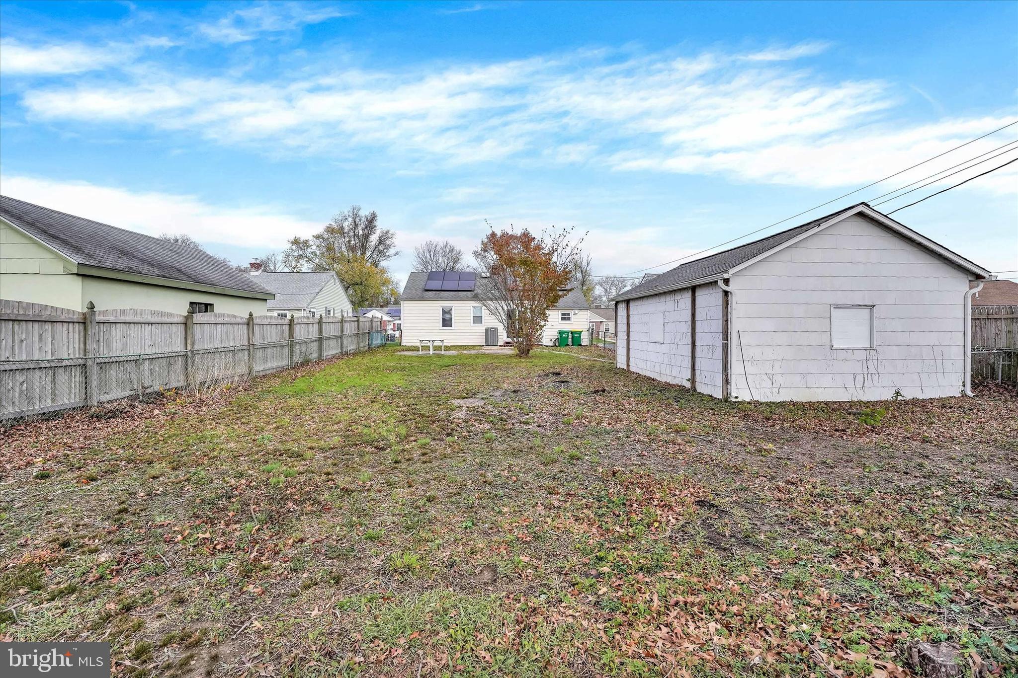 6 Fairfield Road Claymont, DE 19703 - Photo 18 of 20 Large Fenced Yard
