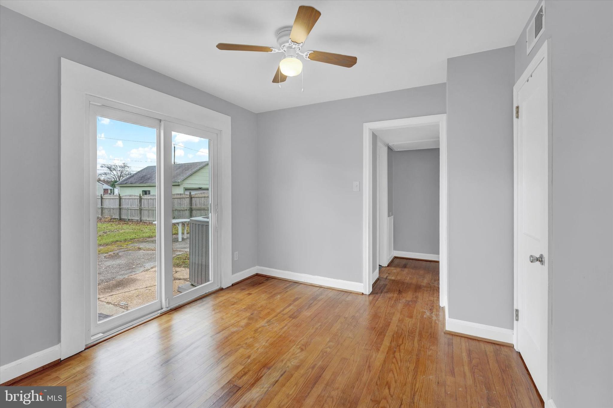 6 Fairfield Road Claymont, DE 19703 - Photo 10 of 20 Breakfast Rm/Office/Den/ 3rd Bdrm
