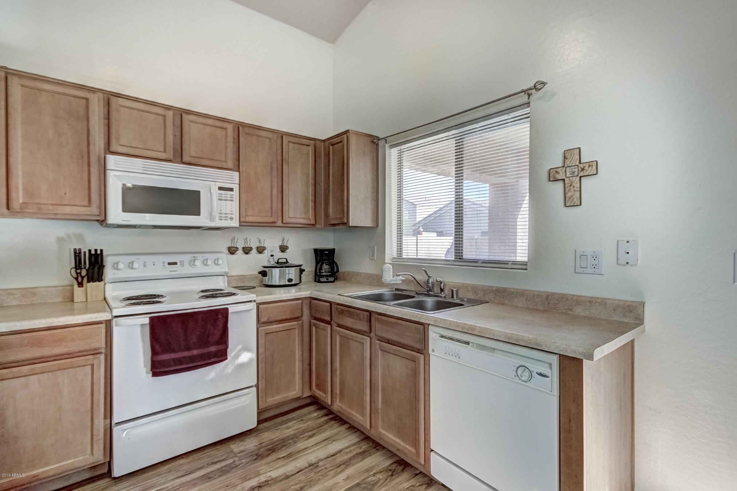43767 West Magnolia Road Maricopa, AZ 85138 - Photo 6 of 18 43767 W Magnolia Rd-12