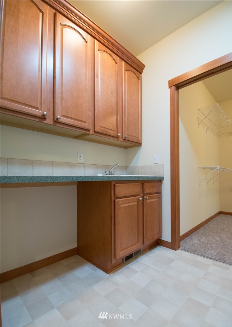 972 Chestnut Loop Mount Vernon, WA 98274 - Photo 17 of 22 Gallery Image 17