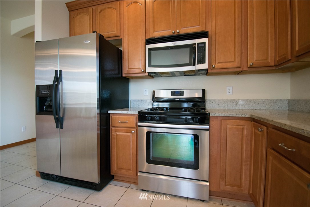 972 Chestnut Loop Mount Vernon, WA 98274 - Photo 7 of 22 Gallery Image 7