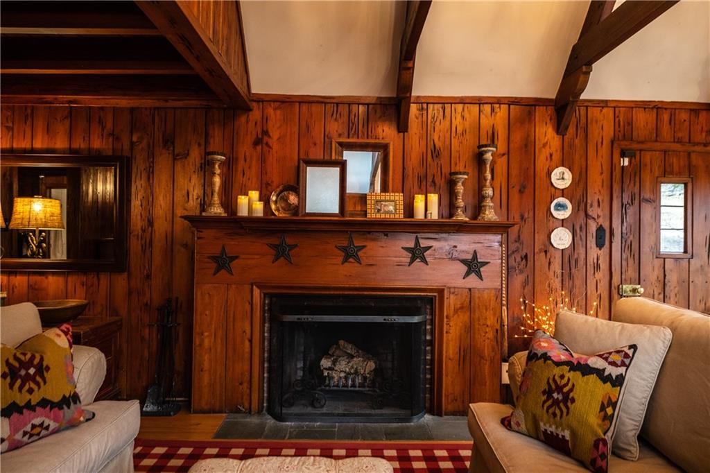 109 Buckingham Road Pittsburgh, PA 15215 - Photo 13 of 25 Gallery Image 13