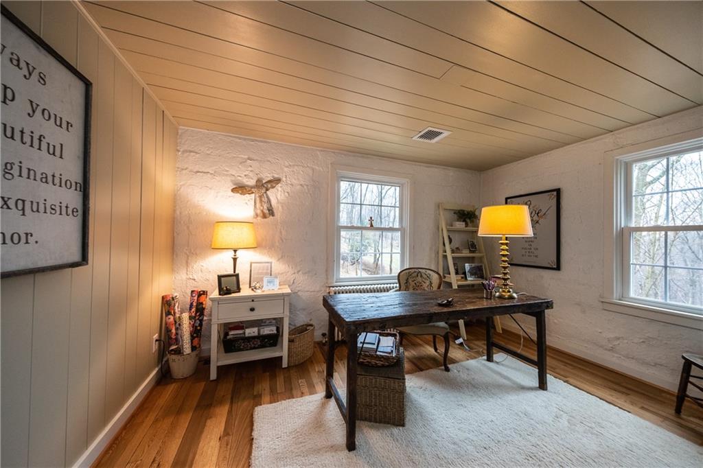 109 Buckingham Road Pittsburgh, PA 15215 - Photo 19 of 25 Gallery Image 19