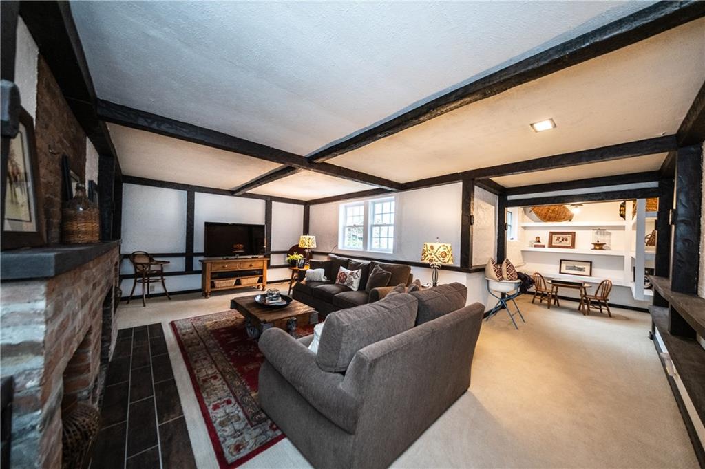 109 Buckingham Road Pittsburgh, PA 15215 - Photo 24 of 25 Gallery Image 24