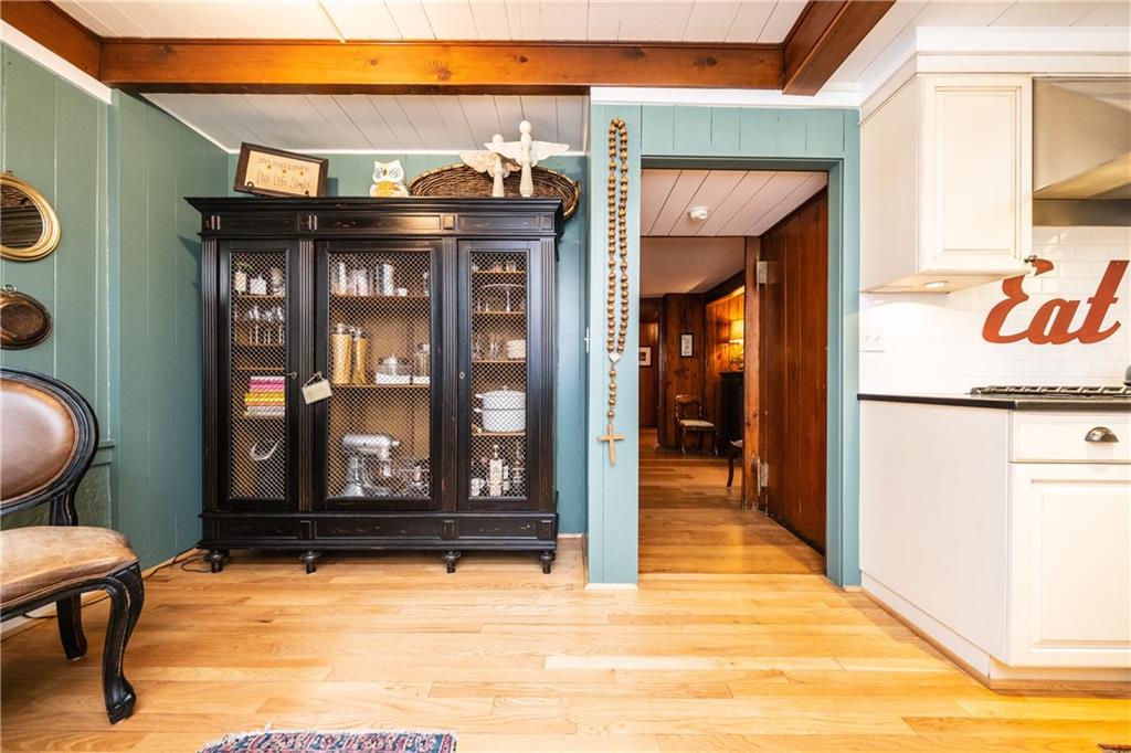109 Buckingham Road Pittsburgh, PA 15215 - Photo 6 of 25 Gallery Image 6