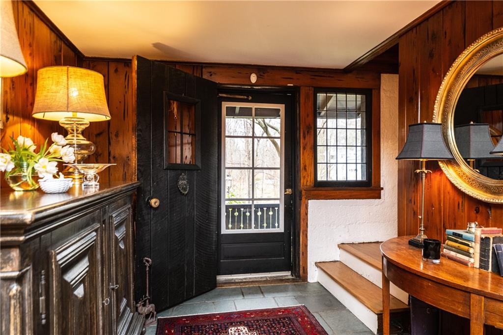 109 Buckingham Road Pittsburgh, PA 15215 - Photo 9 of 25 Gallery Image 9