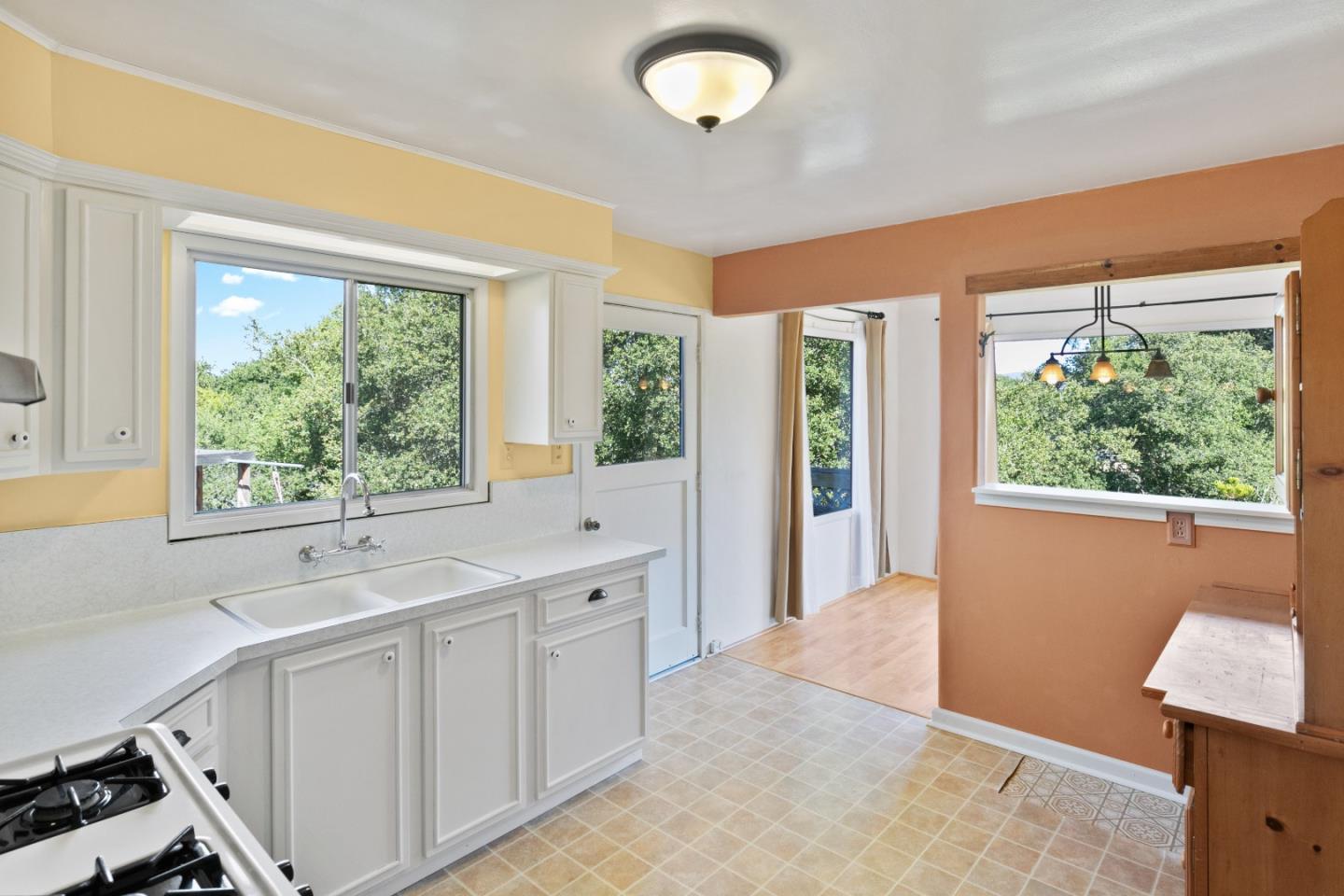 1080 Paloma Road Del Rey Oaks, CA 93940 - Photo 14 of 39 Gallery Image 14