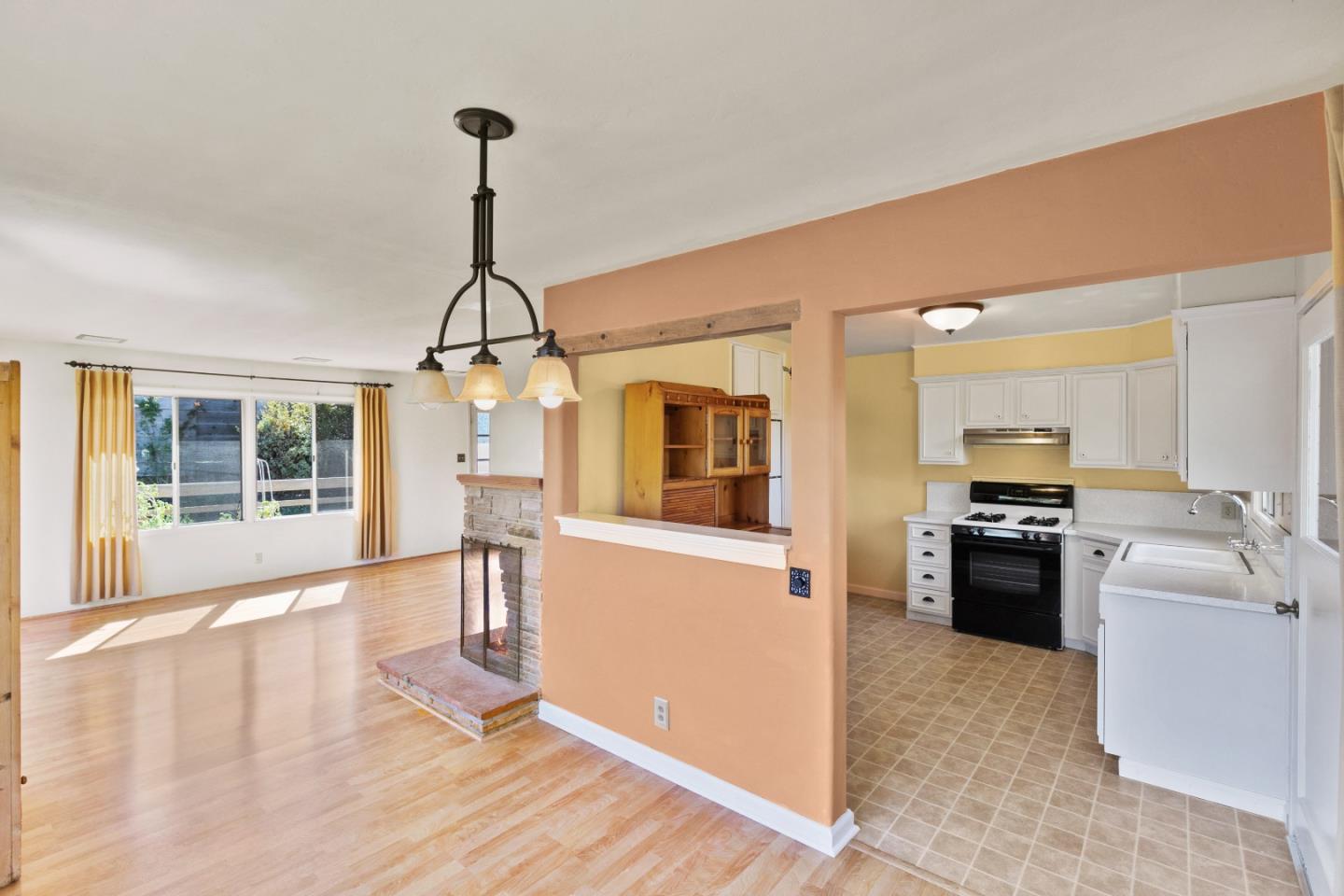 1080 Paloma Road Del Rey Oaks, CA 93940 - Photo 10 of 39 Gallery Image 10