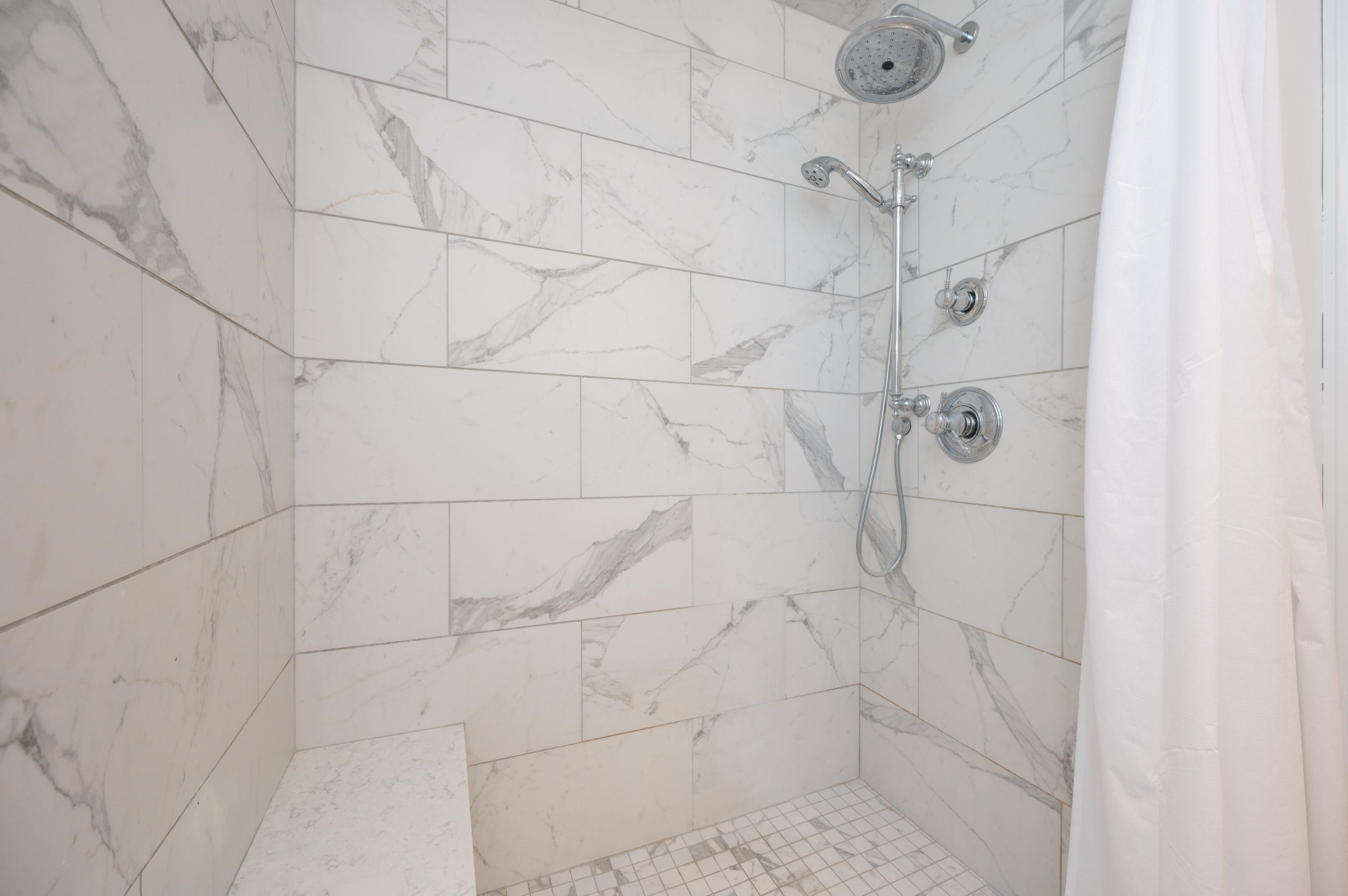 1196 Marsh Family Road, Unit 7176 Hartford, VT 05059 - Photo 29 of 49
