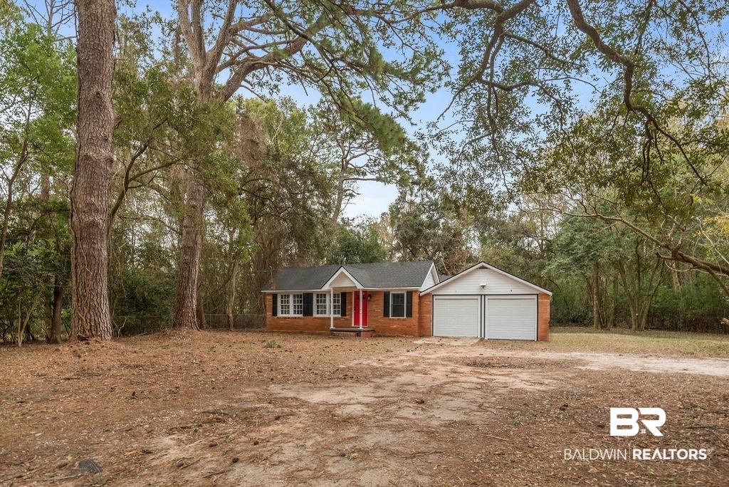 2209 Boykin Boulevard Mobile, AL 36605 - Photo 2 of 16