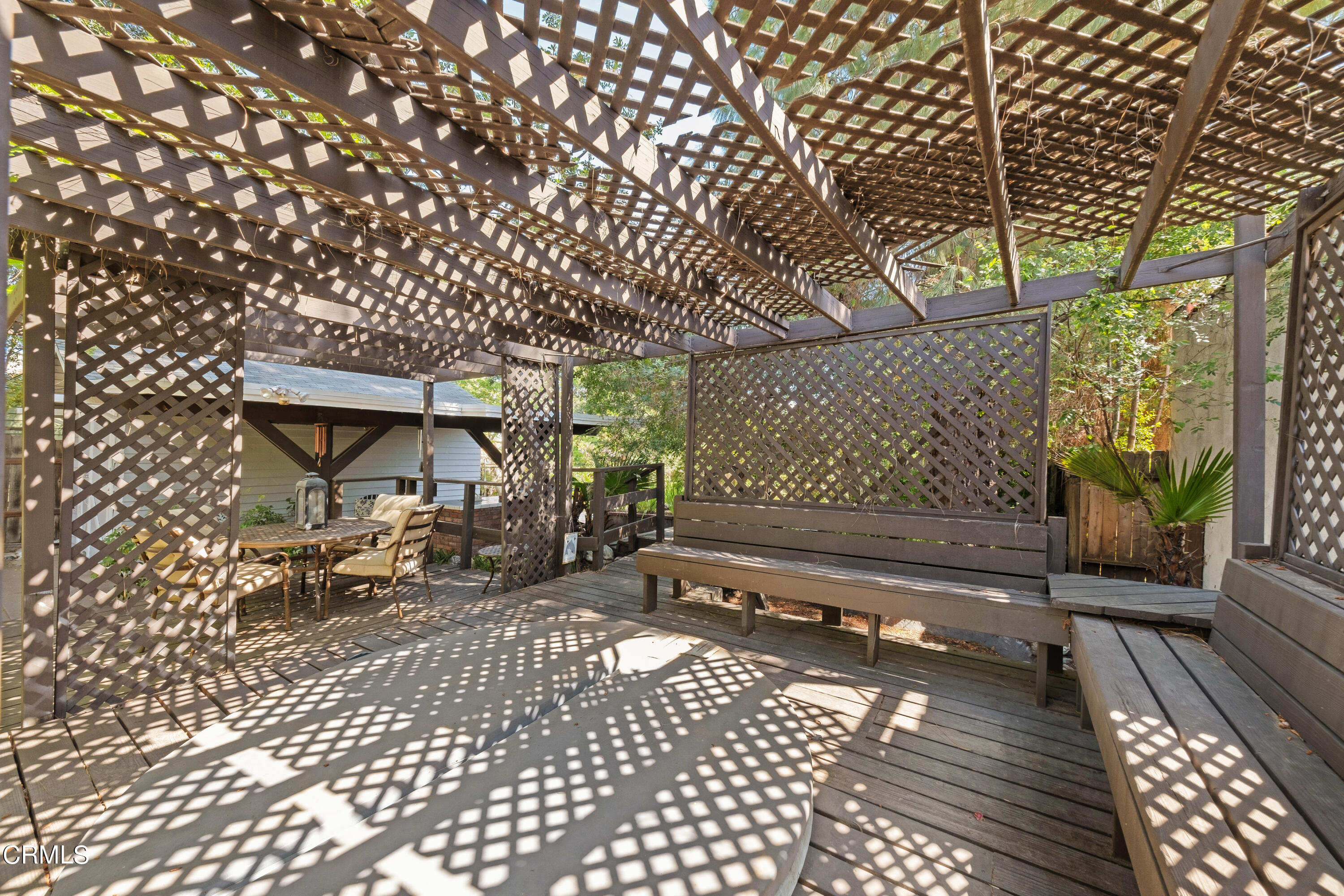 1640 Brigden Road Pasadena, CA 91104 - Photo 31 of 39 a bench is sitting in middle of a building