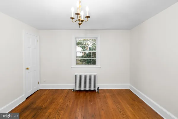 $999,999 | 6420 15th Street, Alexandria, VA 22307