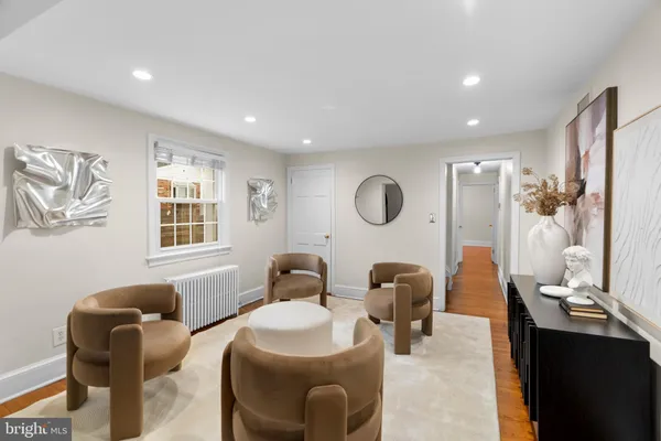 $999,999 | 6420 15th Street, Alexandria, VA 22307