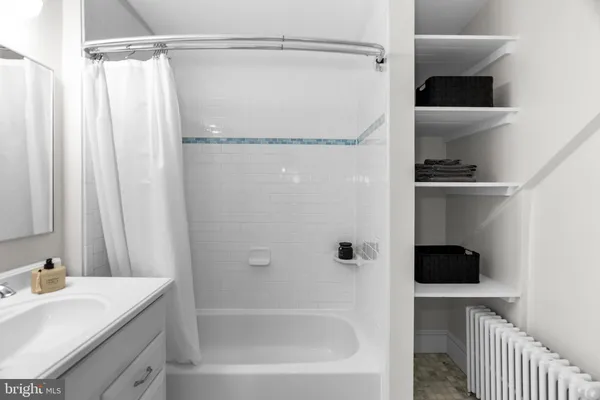 $999,999 | 6420 15th Street, Alexandria, VA 22307