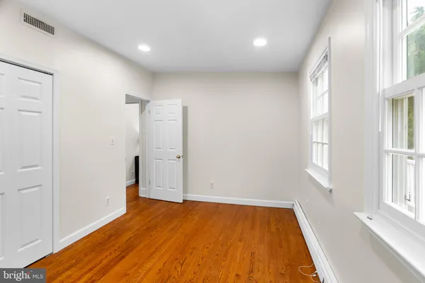 $999,999 | 6420 15th Street, Alexandria, VA 22307