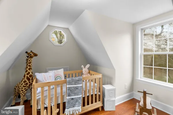 $999,999 | 6420 15th Street, Alexandria, VA 22307