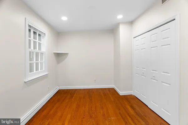 $999,999 | 6420 15th Street, Alexandria, VA 22307