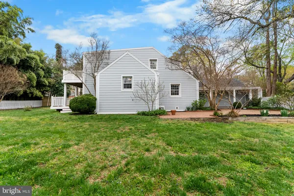 $999,999 | 6420 15th Street, Alexandria, VA 22307