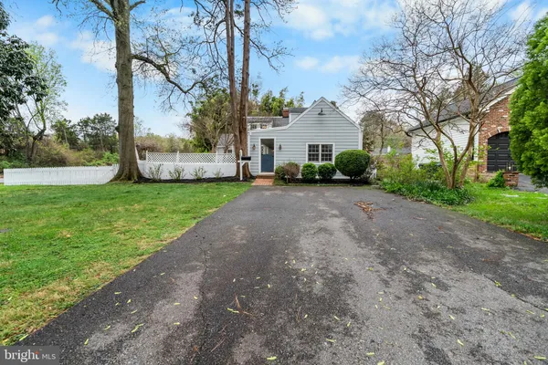 $999,999 | 6420 15th Street, Alexandria, VA 22307