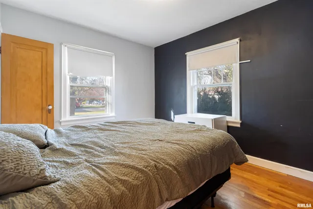 $139,900 | 630 32nd Avenue, Moline, IL 61265