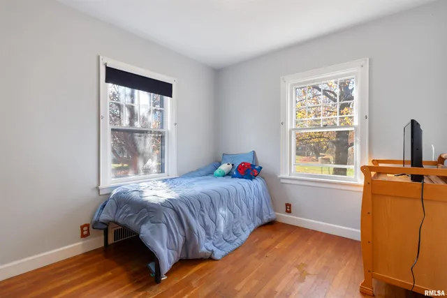 $139,900 | 630 32nd Avenue, Moline, IL 61265