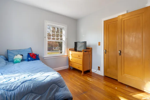 $139,900 | 630 32nd Avenue, Moline, IL 61265