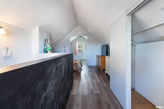 $139,900 | 630 32nd Avenue, Moline, IL 61265