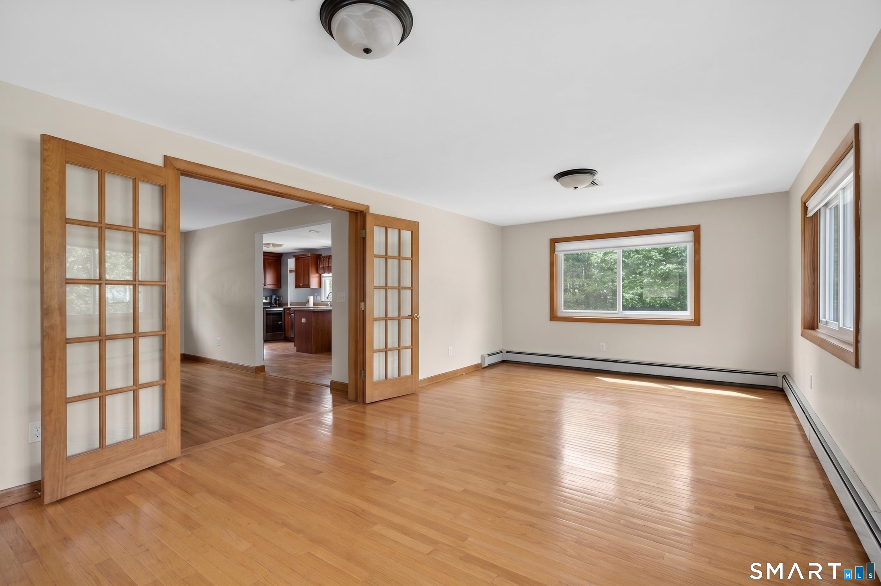 529 Burroughs Road Fairfield, CT 06825 - Photo 6 of 21
