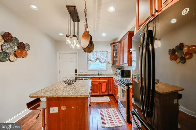 $2,500 | 1730 East Chase Street, Baltimore, MD 21213