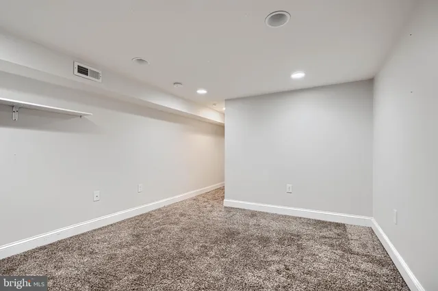 $2,500 | 1730 East Chase Street, Baltimore, MD 21213