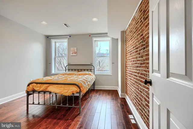 $2,500 | 1730 East Chase Street, Baltimore, MD 21213