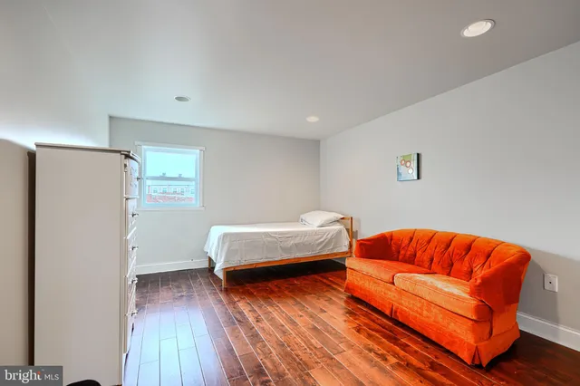 $2,500 | 1730 East Chase Street, Baltimore, MD 21213