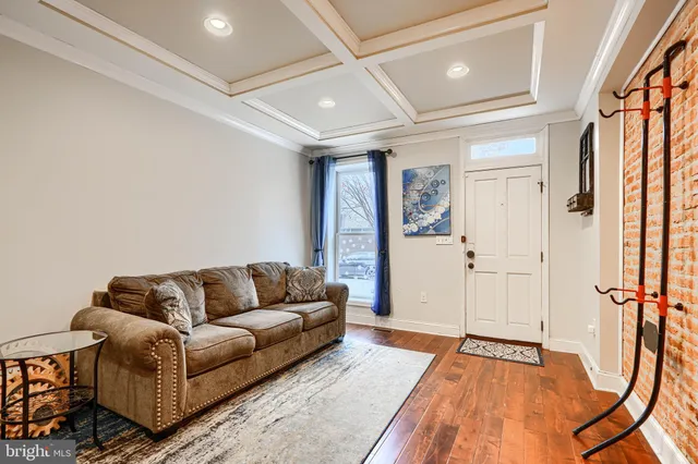 $2,500 | 1730 East Chase Street, Baltimore, MD 21213